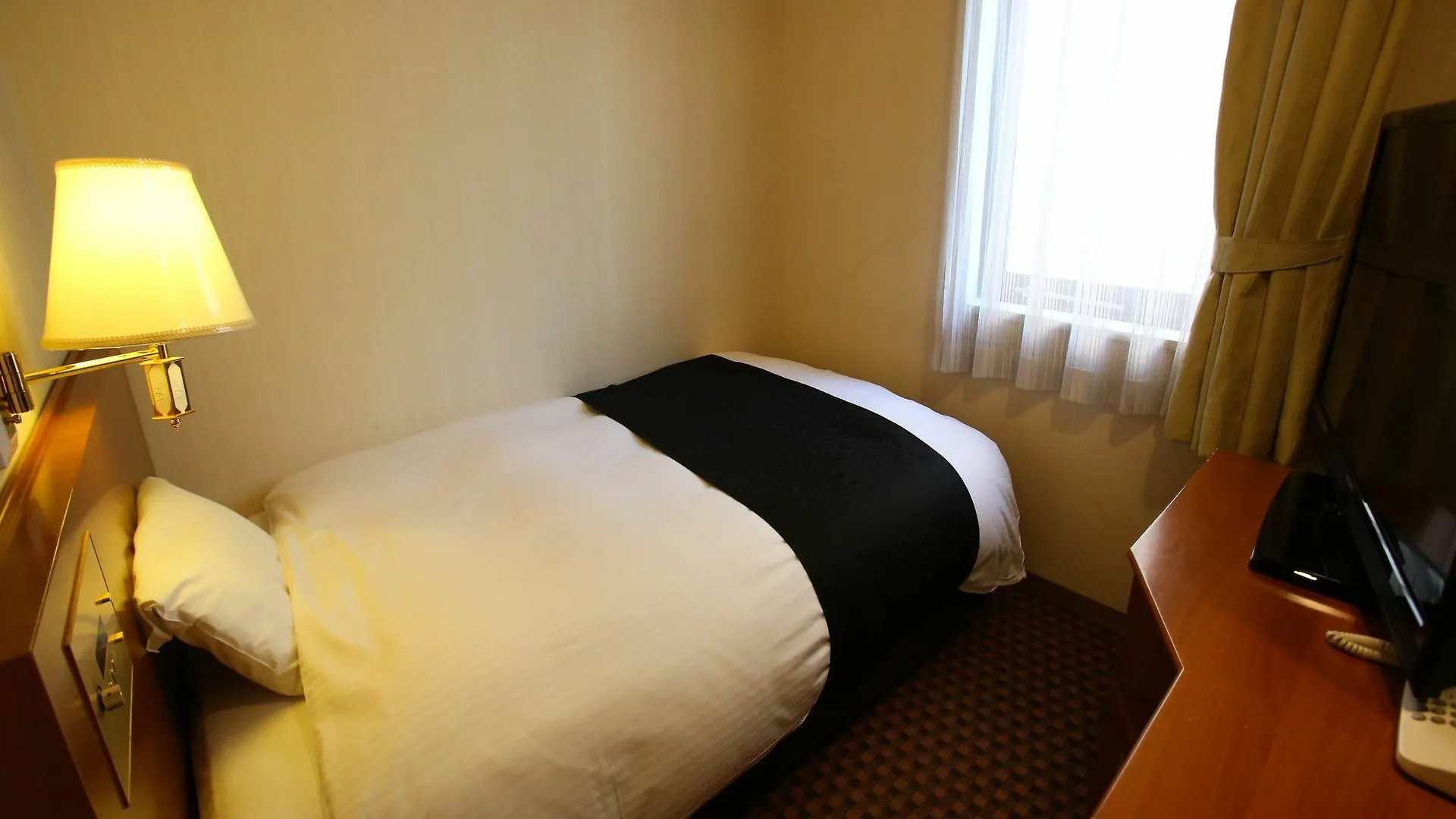 Apa Hotel Sapporo Odori Ekimae Nishi
